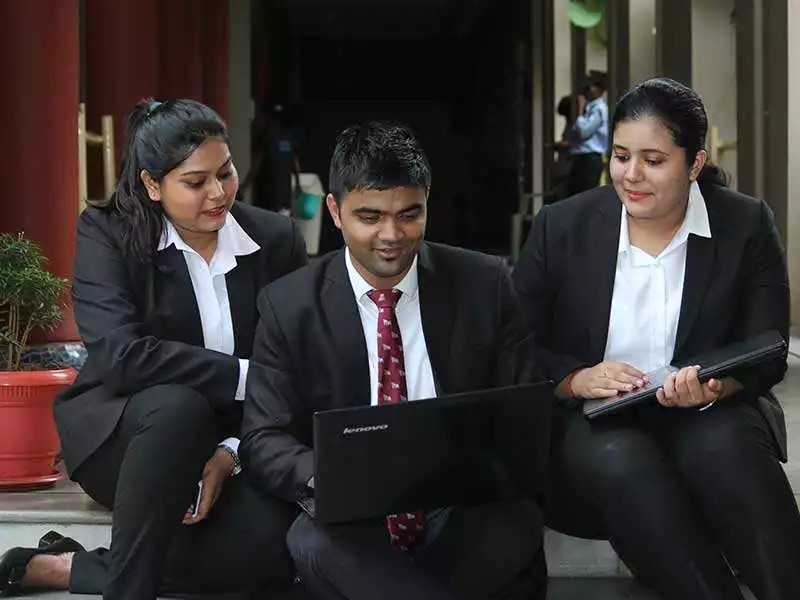 Why should you take up a PGDM in Human Resources?
