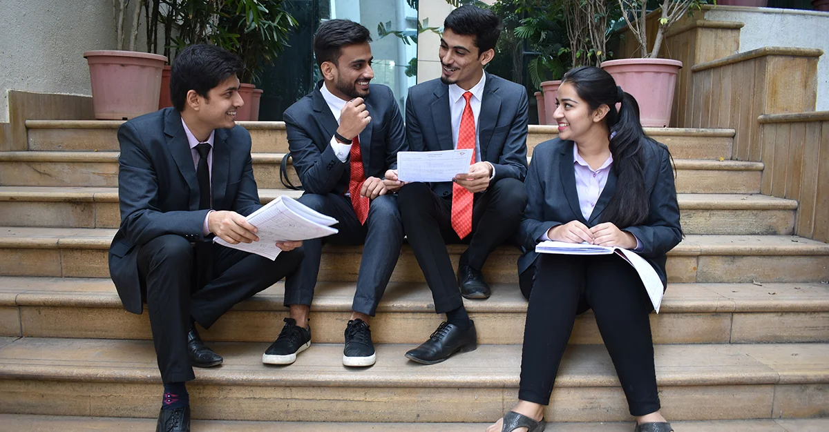 PGDM - How the PG Courses in India Help You Acquire Specializations